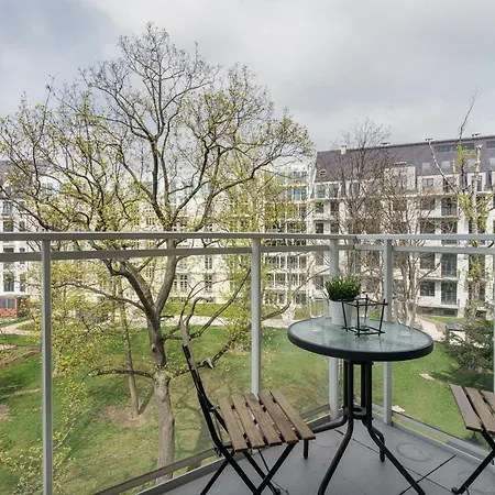 Rentplanet - Bulwar Staromiejski Apartment