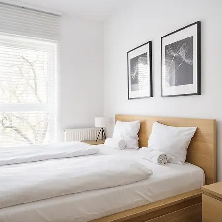 Rentplanet - Bulwar Staromiejski Apartment