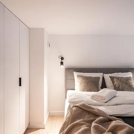 Rentplanet - Bulwar Staromiejski Apartment