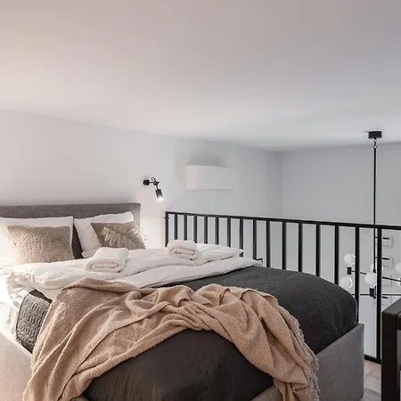 Rentplanet - Bulwar Staromiejski * Wroclaw