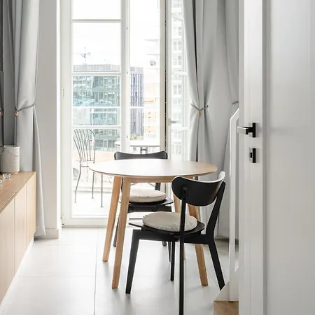 Apartmán Rentplanet - Bulwar Staromiejski Vratislav