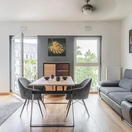 Rentplanet - Bulwar Staromiejski Apartmán *