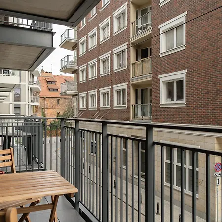 Rentplanet - Bulwar Staromiejski *