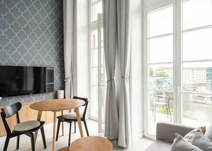 Rentplanet - Bulwar Staromiejski Appartamento *