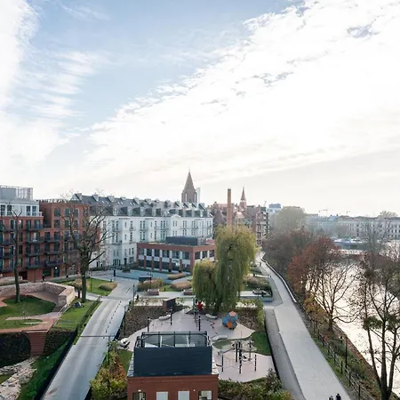 Rentplanet - Bulwar Staromiejski Апартаменты