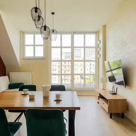 Rentplanet - Bulwar Staromiejski Apartment *