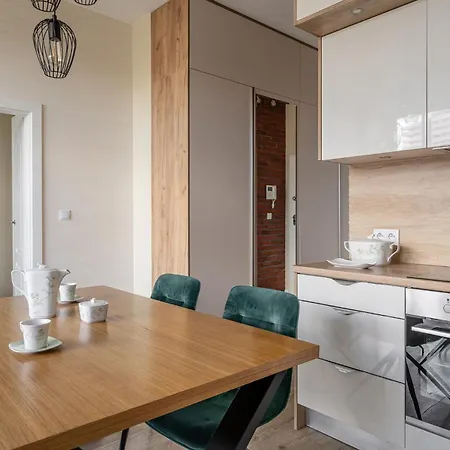 Rentplanet - Bulwar Staromiejski Apartment *